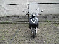 Sym - bromscooter - allo - scooter - afbeelding 5 van  11