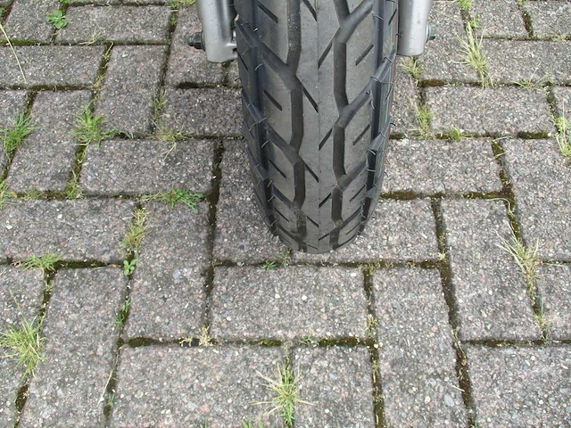 Sym - bromscooter - allo - scooter - afbeelding 6 van  11