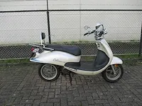 Sym - bromscooter - cello - scooter - afbeelding 5 van  9