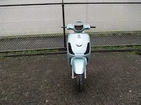 Sym - bromscooter - fiddle 50 - scooter - afbeelding 3 van  9