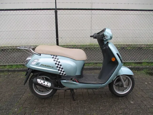 Sym - bromscooter - fiddle 50 - scooter - afbeelding 5 van  9
