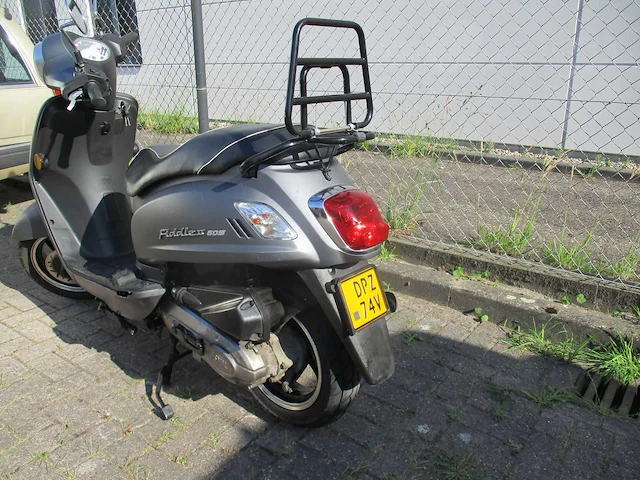 Sym - bromscooter - fiddle 50 s - scooter - afbeelding 2 van  11