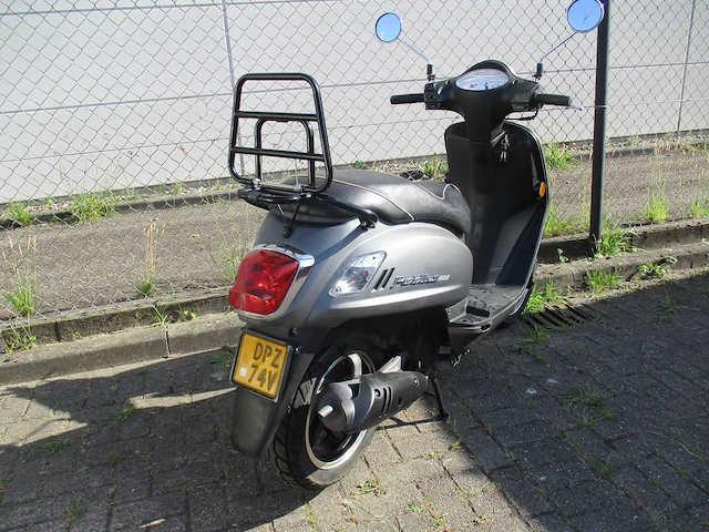 Sym - bromscooter - fiddle 50 s - scooter - afbeelding 9 van  11