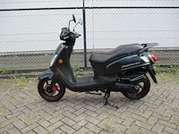 Sym - bromscooter - fiddle 50s - scooter - afbeelding 1 van  11