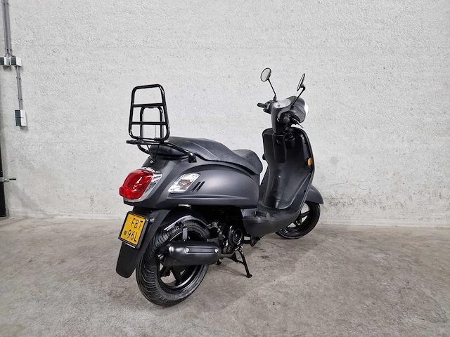 Sym - bromscooter - fiddle ii - 4t 45km uitvoering - afbeelding 2 van  6