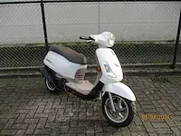 Sym - bromscooter - fiddle ii - scooter - afbeelding 4 van  9