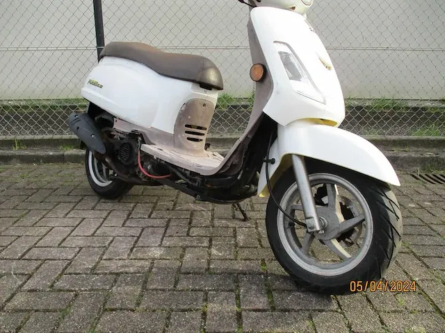 Sym - bromscooter - fiddle ii - scooter - afbeelding 5 van  9