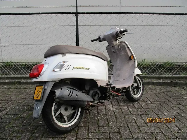 Sym - bromscooter - fiddle ii - scooter - afbeelding 7 van  9