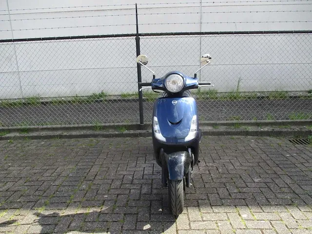 Sym - bromscooter - fiddle ii - scooter - afbeelding 3 van  9