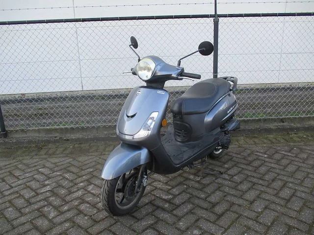 Sym - bromscooter - fiddle ii 50 s e4 - scooter - afbeelding 4 van  11