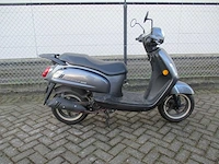 Sym - bromscooter - fiddle ii 50 s e4 - scooter - afbeelding 8 van  11