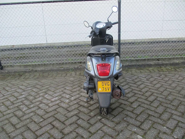Sym - bromscooter - fiddle ii 50 s e4 - scooter - afbeelding 10 van  11