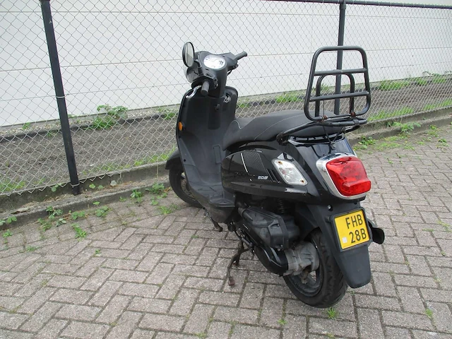 Sym - bromscooter - fiddle ii 50 s e5 - scooter - afbeelding 2 van  11