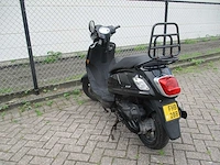 Sym - bromscooter - fiddle ii 50 s e5 - scooter - afbeelding 2 van  11