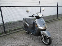 Sym - bromscooter - fiddle ii 50s - scooter - afbeelding 8 van  12