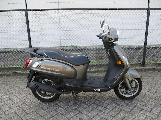 Sym - bromscooter - fiddle ii 50s - scooter - afbeelding 9 van  12