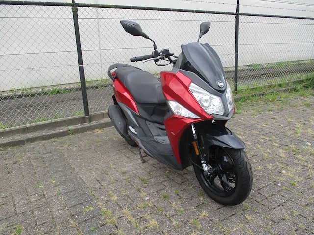 Sym - bromscooter - jet 14 - scooter - afbeelding 5 van  11