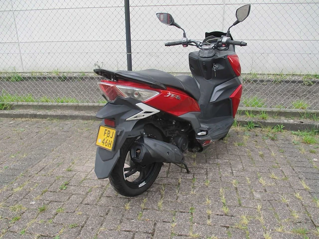 Sym - bromscooter - jet 14 - scooter - afbeelding 9 van  11