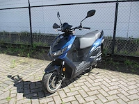 Sym - bromscooter - jet 4 rx injectie - scooter - afbeelding 4 van  11