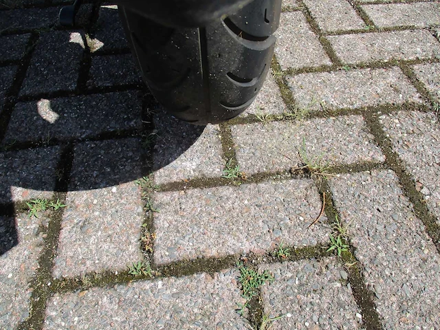 Sym - bromscooter - jet 4 rx injectie - scooter - afbeelding 11 van  11