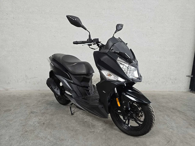 Sym - bromscooter - jet14 - 4t 45km uitvoering dxh75t - afbeelding 4 van  8