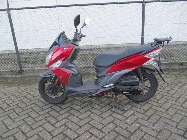 Sym - bromscooter - jet14 - scooter - afbeelding 1 van  11