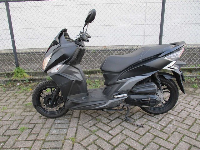 Sym - bromscooter - jet14 - scooter - afbeelding 1 van  11
