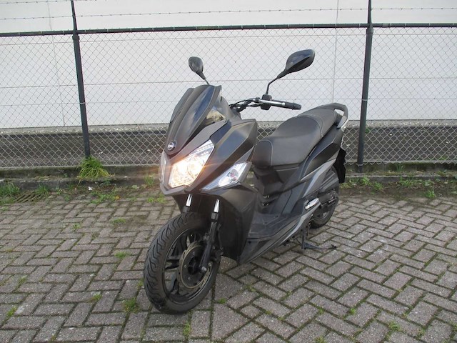 Sym - bromscooter - jet14 - scooter - afbeelding 4 van  11
