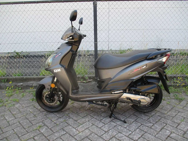 Sym - bromscooter - jet4 50 - scooter - afbeelding 1 van  11