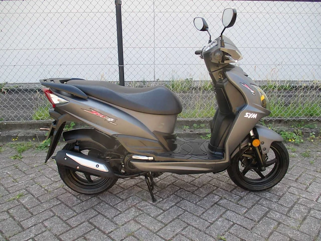 Sym - bromscooter - jet4 50 - scooter - afbeelding 8 van  11