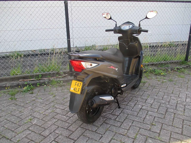 Sym - bromscooter - jet4 50 - scooter - afbeelding 9 van  11
