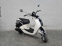 Sym - bromscooter - mio - 4t 45km uitvoering d044tl - afbeelding 4 van  7
