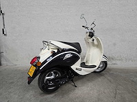Sym - bromscooter - mio - 4t 45km uitvoering d044tl - afbeelding 5 van  7