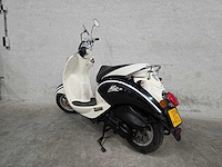 Sym - bromscooter - mio - 4t 45km uitvoering d044tl - afbeelding 6 van  7