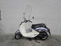 Sym - bromscooter - mio 50 - 4t 45km uitvoering dhd46l - afbeelding 1 van  7