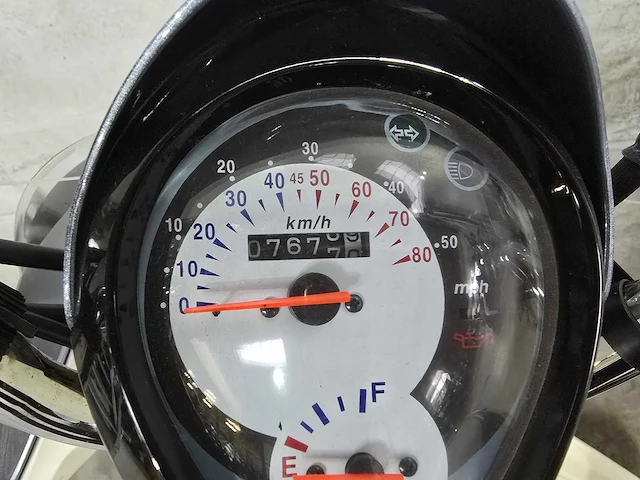 Sym - bromscooter - mio 50 - 4t 45km uitvoering dhd46l - afbeelding 7 van  7