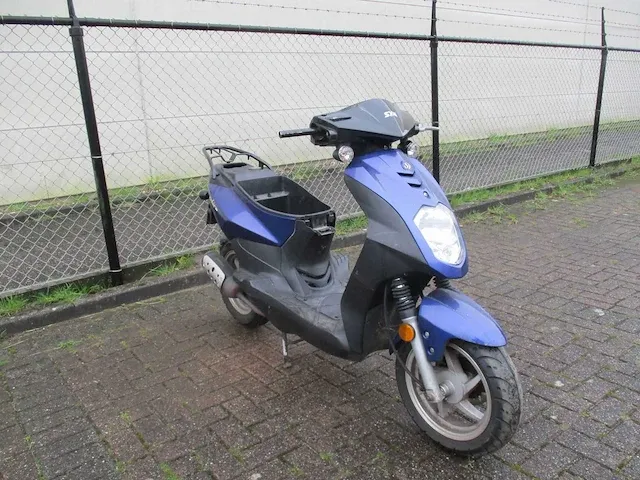 Sym - bromscooter - orbit 50 - scooter - afbeelding 4 van  9