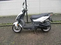 Sym - bromscooter - orbit 50 - scooter - afbeelding 1 van  9