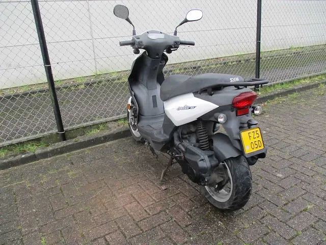 Sym - bromscooter - orbit 50 - scooter - afbeelding 2 van  9