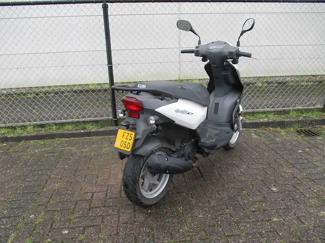 Sym - bromscooter - orbit 50 - scooter - afbeelding 4 van  9