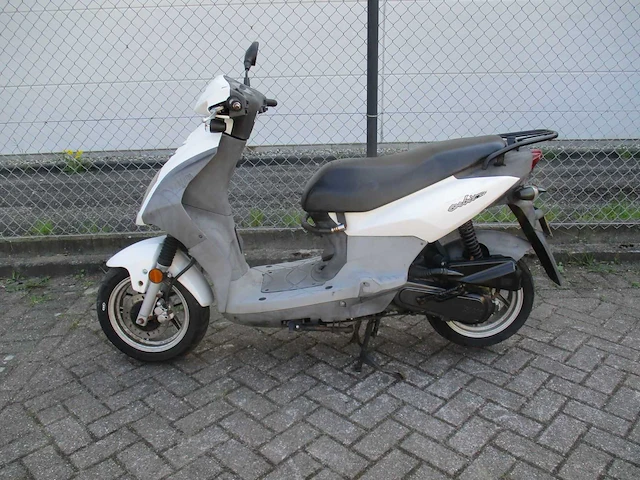 Sym - bromscooter - orbit 50 - scooter - afbeelding 1 van  11