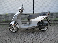 Sym - bromscooter - orbit 50 - scooter - afbeelding 1 van  11