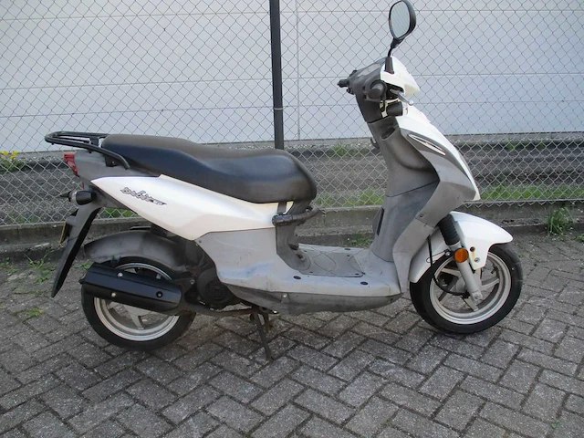 Sym - bromscooter - orbit 50 - scooter - afbeelding 8 van  11