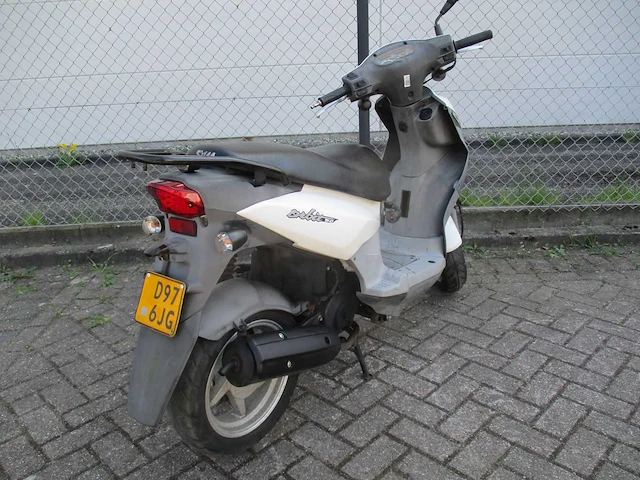Sym - bromscooter - orbit 50 - scooter - afbeelding 9 van  11