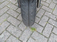 Sym - bromscooter - orbit ii 50 - scooter - afbeelding 6 van  11