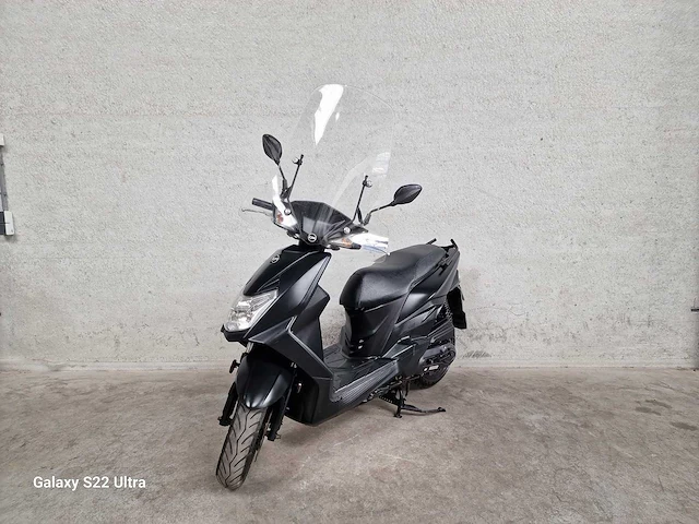 Sym - bromscooter - orbit iii - 4t 45km uitvoering - afbeelding 3 van  7