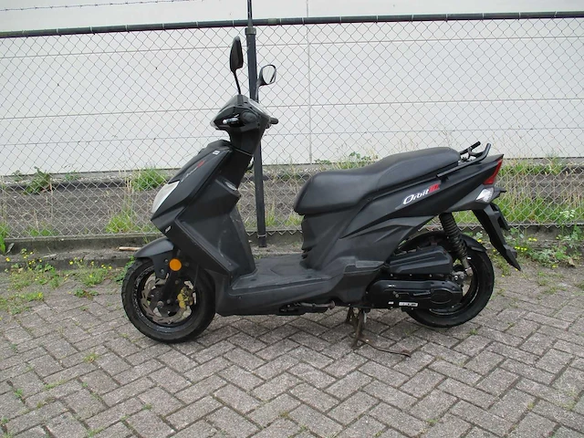 Sym - bromscooter - orbit iii - scooter - afbeelding 1 van  13