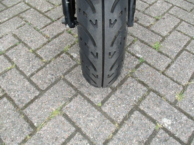 Sym - bromscooter - orbit iii - scooter - afbeelding 8 van  13