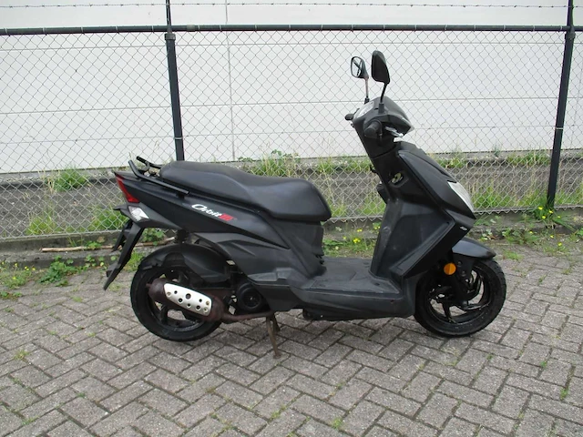 Sym - bromscooter - orbit iii - scooter - afbeelding 10 van  13