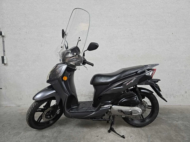 Sym - bromscooter - symphony - 4t 45km uitvoering f013jg - afbeelding 1 van  7